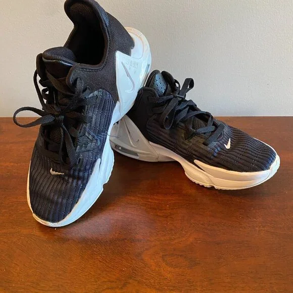 Men's Lebron Witness 6 Basketball Shoes - Picture 4 of 8